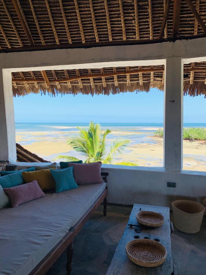 Mwazaro Beach Lodge Shimoni Eksteriør billede