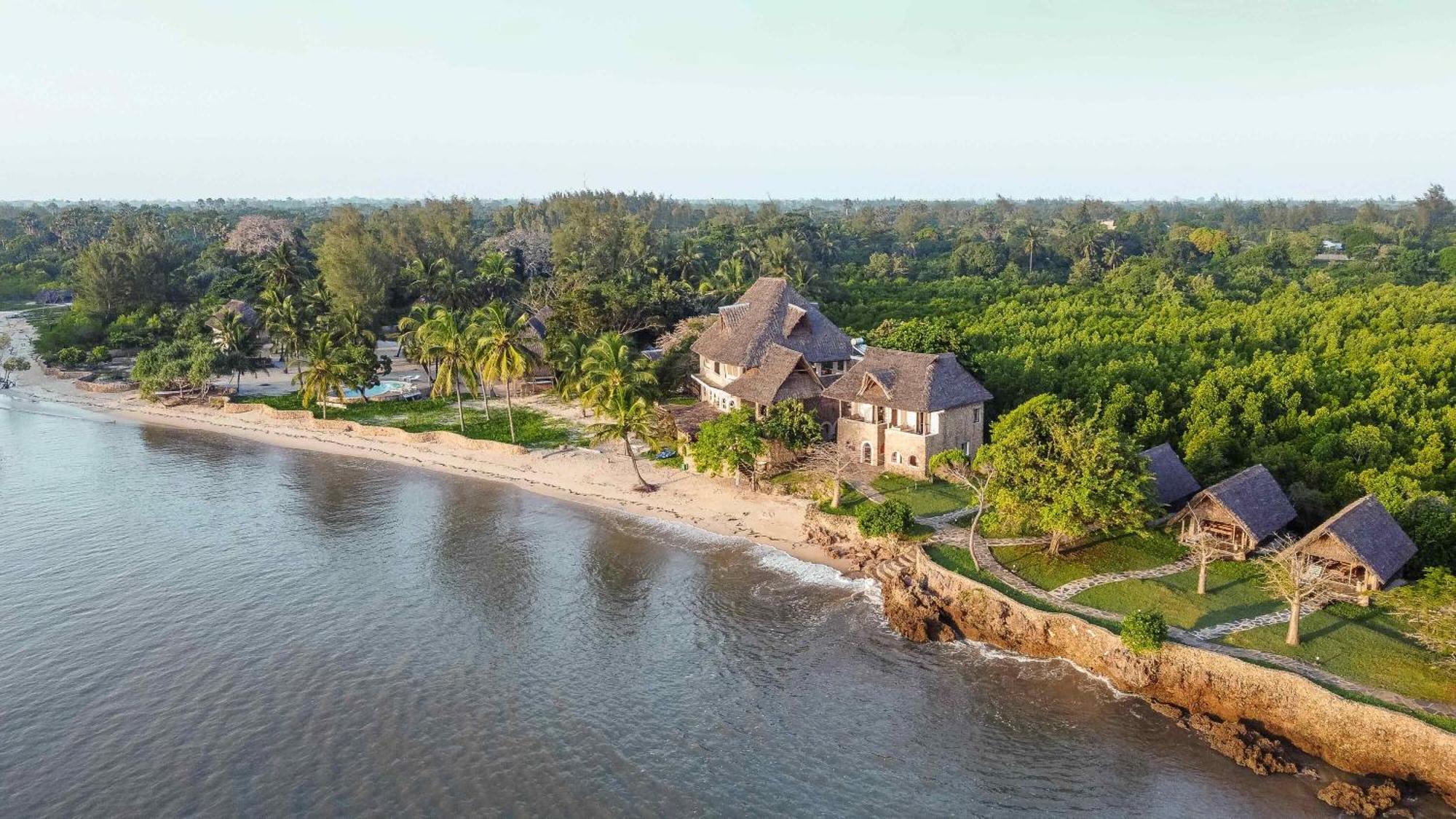 Mwazaro Beach Lodge Shimoni Eksteriør billede