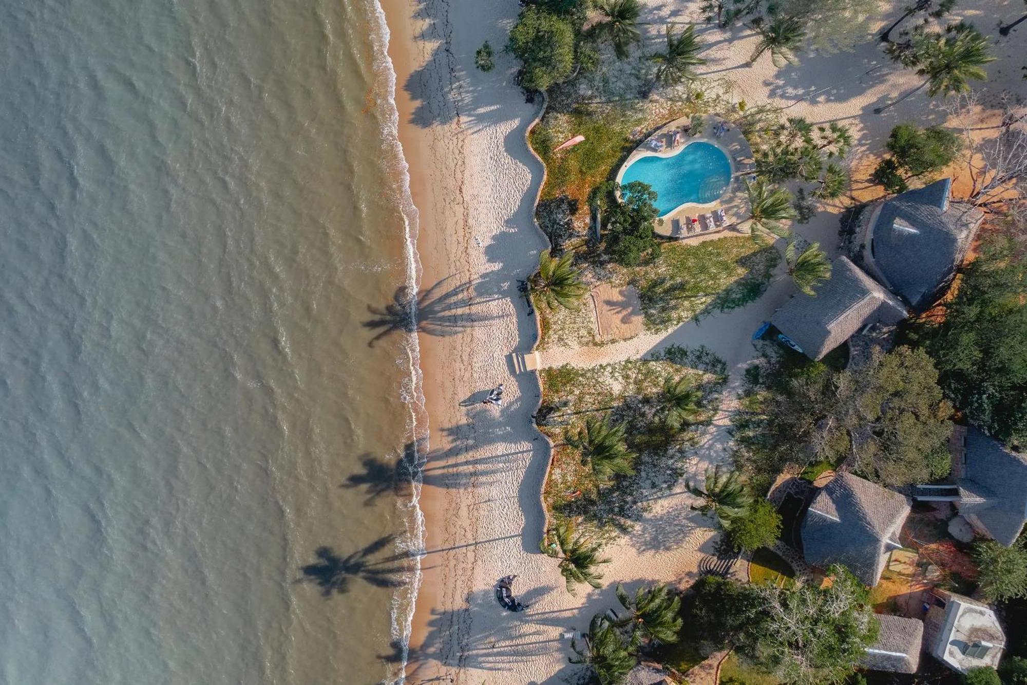 Mwazaro Beach Lodge Shimoni Eksteriør billede