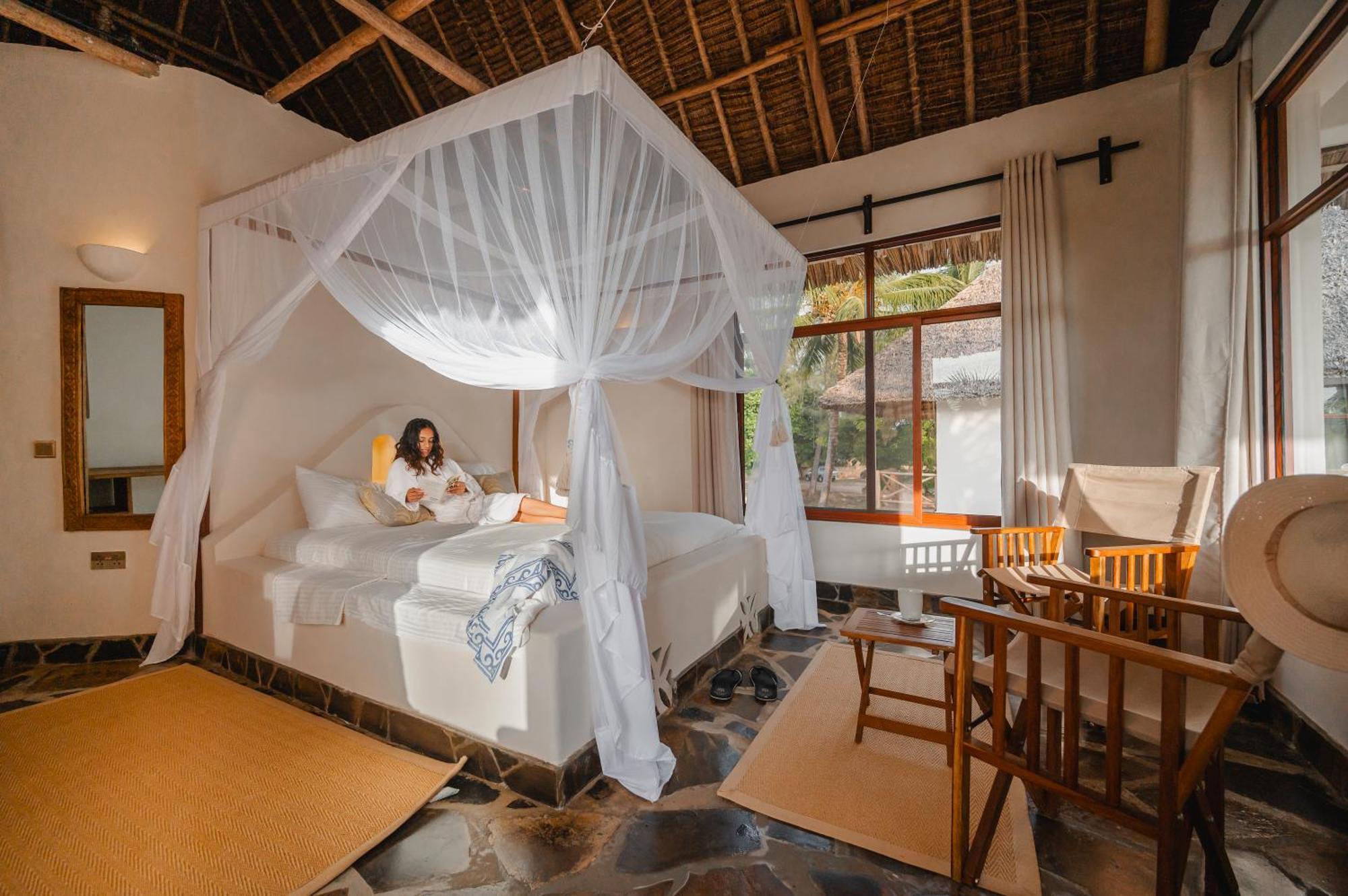 Mwazaro Beach Lodge Shimoni Eksteriør billede
