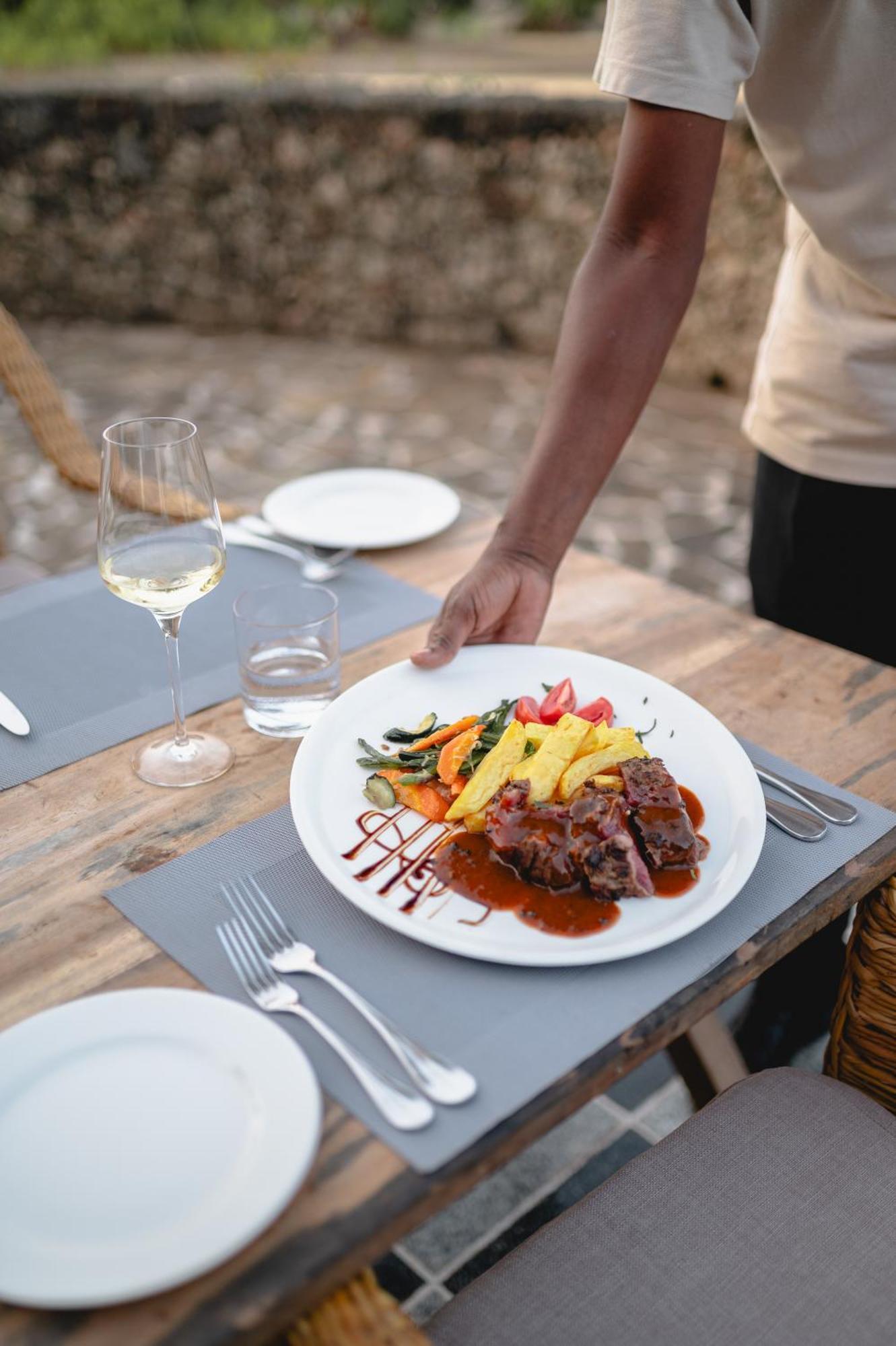 Mwazaro Beach Lodge Shimoni Eksteriør billede